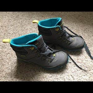 Women’s Ahnu Hiking Boots - Worn Twice!